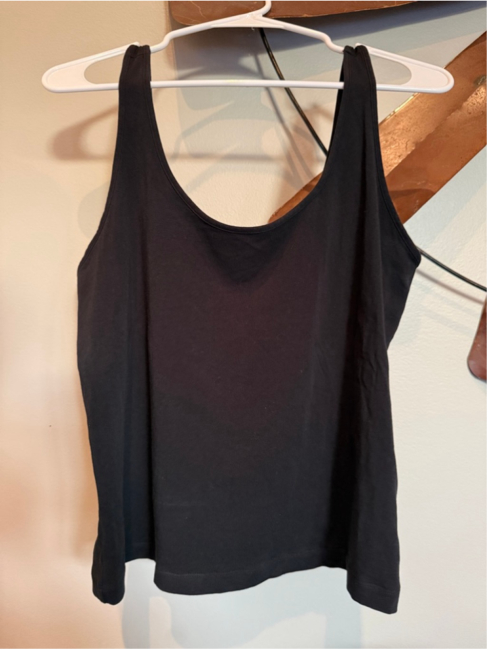 CAbi Black Charm Tank Size L EUC